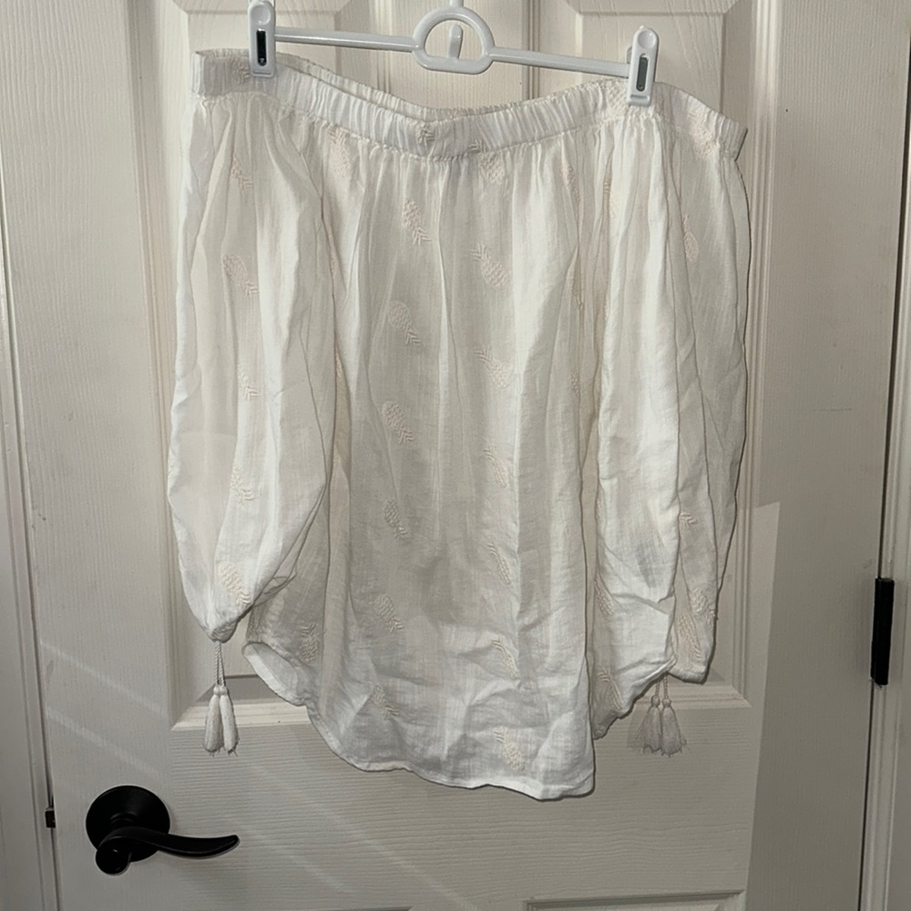 Old Navy Shoulder Top